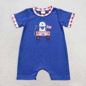 Top Azul Boutique para el 4 de Julio con Bordado de Bandera Americana y Carrito para Perros, Ropa Infantil a Juego para Hermanos - Product Image 3