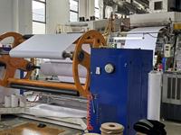 Film adhésif vinyle 120gsm/140gsm avec support pour impression UV/éco-solvant, surface brillante ou mate