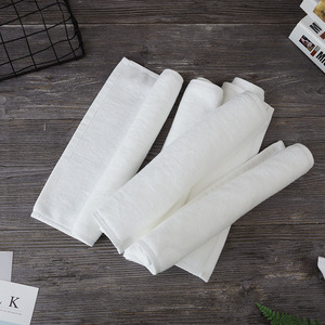 Toalla cuadrada blanca de 30x30cm, 50g, toalla de mano de algodón puro para regalo de jardín de infantes, ecológica - Product Image 3