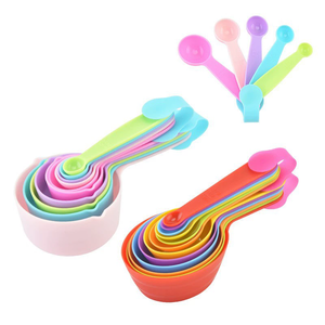 Juego <span class=keywords><strong>de</strong></span> 5 piezas <span class=keywords><strong>de</strong></span> tazas medidoras ajustables <span class=keywords><strong>de</strong></span> plástico coloridas, <span class=keywords><strong>cucharas</strong></span>, tazas multifuncionales para hornear <span class=keywords><strong>de</strong></span> 250ml - Product Image 1