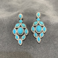 Bijoux fins sur mesure en or 18 carats avec turquoise Sleeping Beauty naturelle non traitée et certificat de pierres précieuses