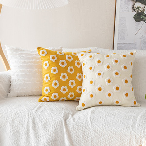 Funda de almohada de algodón con estampado de margaritas, funda de almohada de tacto tridimensional, diseño moderno - Product Image 3
