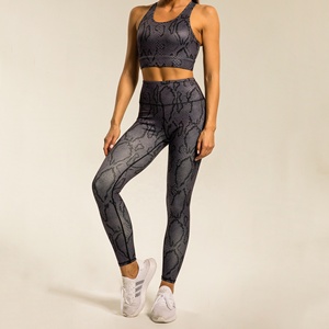 Của phụ nữ biểu tượng tùy chỉnh áo ngực thể thao Bộ yoga thoáng khí bán buôn Python in ấn phòng tập thể dục xà cạp Workout Activewear OEM yoga quần áo - Product Image 1
