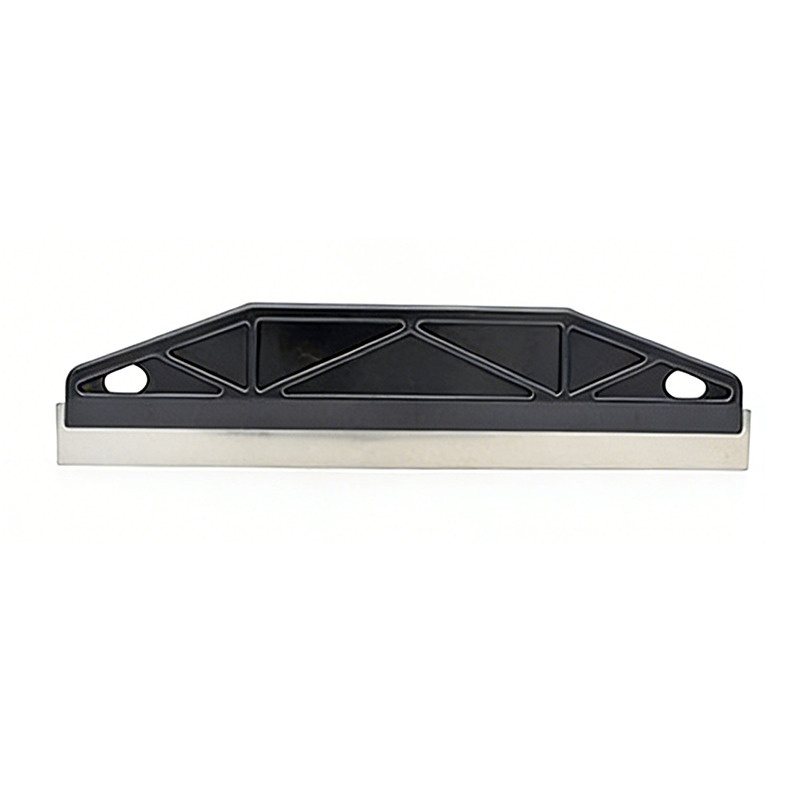 Black putty knife