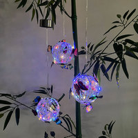 Neue IP65-zertifizierte LED-Solar-Schmetterlings-Hängeleuchte für den Garten – Runde Hängelampe mit leuchtendem Schmetterling