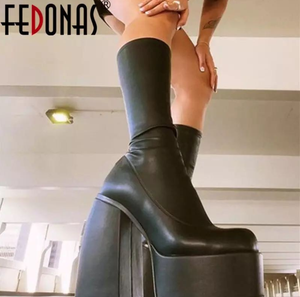 حذاء نسائي جديد عالي الجودة لخريف وشتاء, حذاء نسائي جديد لخريف وشتاء من الجلد ذو كعب سميك وياقة رفيعة وياقة قصيرة ، أحذية نسائية بمقاس كبير - Product Image 4