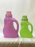 Détergent à lessive écologique en bouteille de 2 L avec bouchon à vis en forme de fleur rose, emballage en HDPE, savon liquide, nettoyage en profondeur