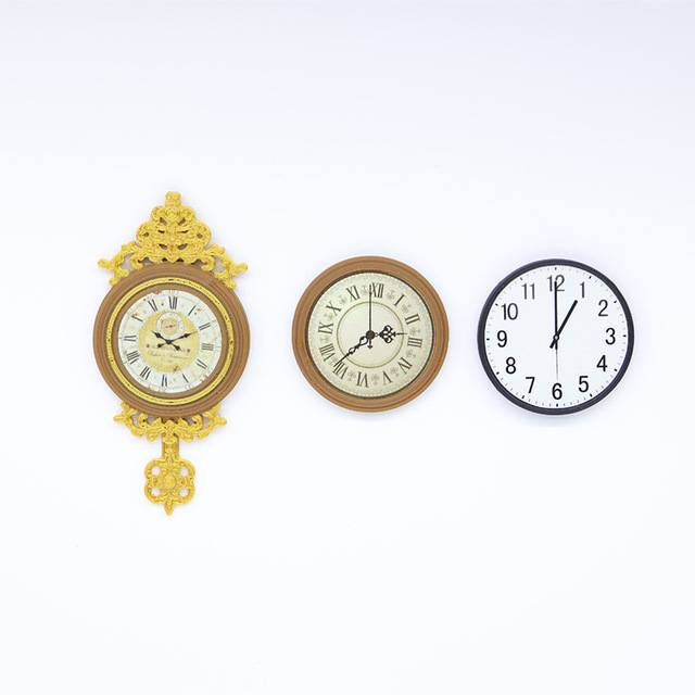 Dollhouse Decoration Accessories Miniature Retro European-Style Wall Clock Mini Simulation Simple Round Clock