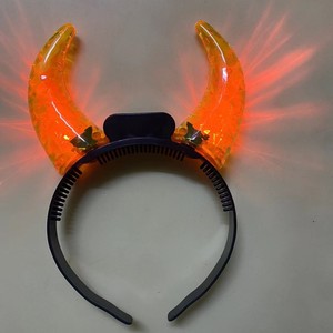 Serre-tête Cornes de Diable Nouveau Style en Promotion Grandes Cornes de Diable Rouges Lumineuses Scintillantes pour Déguisement d'Halloween Bandeau Fantaisie Cosplay - Product Image 3