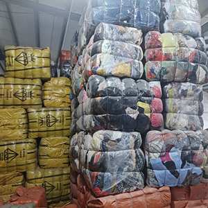 Ropa usada <span class=keywords><strong>vintage</strong></span> mezcla usada vestido surtido <span class=keywords><strong>tienda</strong></span> usada stock tops producto mujer camiseta ropa usada ropa de <span class=keywords><strong>segunda</strong></span> <span class=keywords><strong>mano</strong></span> - Product Image 1