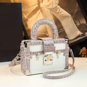 <span class=keywords><strong>Catalogo</strong></span> VIP all'Ingrosso per Primavera ed Estate, Nuova Borsa di Lusso Portatile a Forma di Scatola in Pietra con Tracolla. - Product Image 3