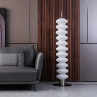Lampe de sol en verre LED moderne de luxe Forme de gourde Lumière de support pour salon et hôtel Nouvelle grande lampe design pour usage de bureau