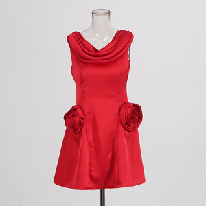 Vestidos de Verano para Mujer, Nuevo Estilo Elegante con Diseño Floral Plisado y Cuello Halter - Product Image 5