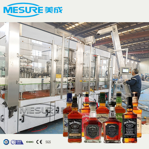 Botella de vidrio ROPP Cap Destilación Fermentada Kombucha Sap <span class=keywords><strong>Bebidas</strong></span> alcohólicas Cocinar Llenado de vino Llenadora Máquina taponadora - Product Image 1