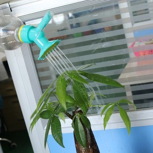 Plastic Flower Shape Watering Sprinkler Cap For Bottle Garden Plant Watering Fixed Spray Nozzle Green Blue Cyan - Product Image 5