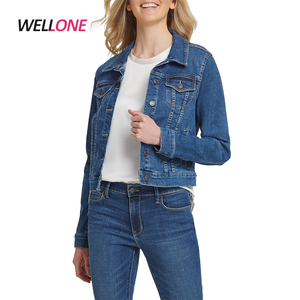 OEM pas de marque vente en gros bouton up décontracté dame classique lavé 100% coton adolescent bleu clair court denim jean <span class=keywords><strong>veste</strong></span> femmes - Product Image 1