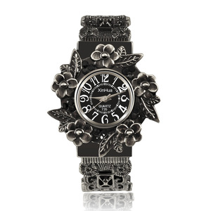 Nuevo Reloj de Pulsera de Plata Tibetana con Cristales para Mujer, Diseño de Moda, Promocional - Product Image 1