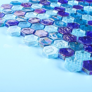 Surface de vague brillant irisé fantaisie changement de couleur <span class=keywords><strong>bleu</strong></span> mixte hexagone mosaïque carrelage de verre pour piscine salle de bain <span class=keywords><strong>douche</strong></span> - Product Image 2