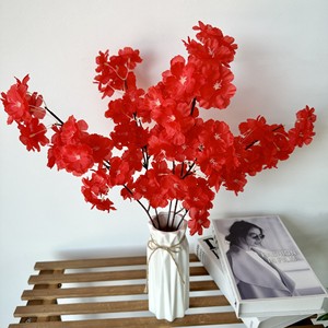 Flores Artificiales Queyiyi, Flor de Cerezo de 5 Ramas, Realistas, Mixtas, Decoración para el Hogar, Accesorios para Bodas - Product Image 3