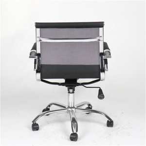 Proveedor al por mayor de diseño moderno muebles de oficina silla de malla giratoria sillas de oficina de <span class=keywords><strong>China</strong></span>