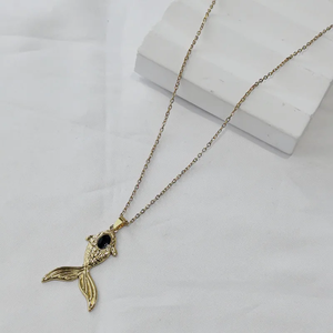 Collar de Acero Inoxidable 304 Chapado en Oro con Diseño de Pez, Cadena Estilo Suéter Vintage, Resistente al Agua y Sin Decoloración - Product Image 5