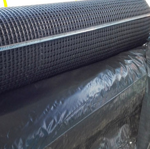 Lưới Địa Kỹ Thuật Gia Cố Bằng Nhựa <span class=keywords><strong>Polyester</strong></span> <span class=keywords><strong>PVC</strong></span> Cho Trái Đất - Product Image 3