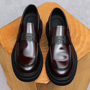 Zapatos de Vestir Casuales de Alta Gama en Cuero Genuino Hechos a Medida con Suelas Suaves Hechas a Mano y Cierre de Cordones para Oficina - Product Image 6