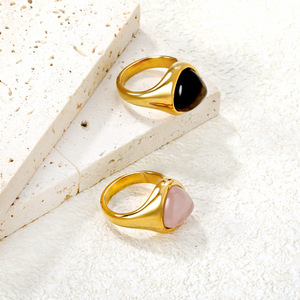 แหวนแฟชั่นรูปทรงหยดน้ำ 18k สแตนเลสสตีล ประดับเพชร ของขวัญเครื่องประดับสำหรับผู้หญิง - Product Image 2