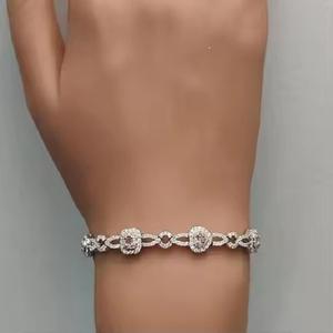 Precio al por mayor de alta calidad 925 plata esterlina moissanita diamante tenis pulsera diseño - Product Image 1