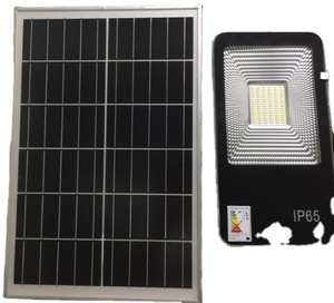 <span class=keywords><strong>ALJ</strong></span> 40S (Coupe réfléchissante 40W) Réverbère extérieur solaire divisé avec refroidissement par air Batterie Lifepo4 - Product Image 6