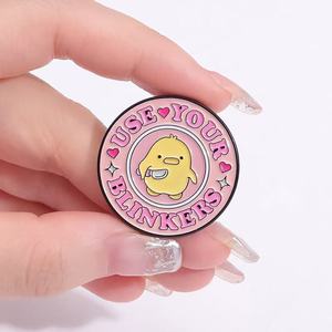 Anime giapponese fata tema metallo artigianato distintivo simpatico cartone animato spilla per borse per vestiti giorno nazionale Halloween - Product Image 6