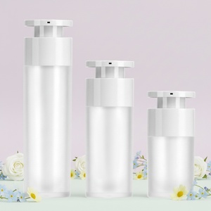 Emballage pour soins de la peau, flacon pompe sans air mat de 30 ml avec pulvérisateur pour masque facial, lotion, finition givrée, couleur personnalisée disponible - Product Image 2