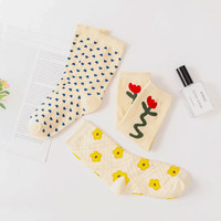 Nouvelle mode coeur fleur motif équipage chaussettes pour femmes tacheté Curling artistique confortable chaussettes