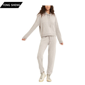 Produttore di maglieria personalizzata 100% lana Cashmere con cappuccio pantaloni Set di pantaloni in Cashmere maglia a costine maglione Loungewear completo da donna - Product Image 1