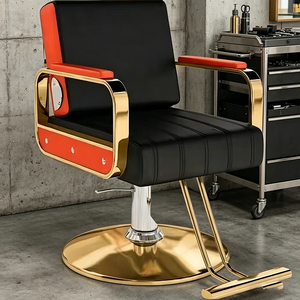 Chaise de barbier professionnelle pour salon avec base en métal et siège en cuir, élévateur hydraulique et repose-pieds - Product Image 1