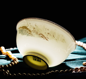 Set di Stoviglie Natalizie in Ceramica di Lusso Stile Europeo da 36 Pezzi per Famiglia di Sei Persone - Set di Stoviglie in Porcellana Bone China - Product Image 4