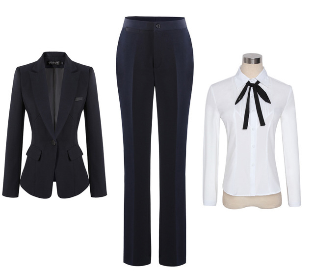 Set di pantaloni neri