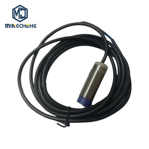 Composant électronique industriel XS218BLPAL2 XS218BLPAM12 XS218BLNAM12 Capteur de proximité inductif pour système d'automatisation - Product Image 1