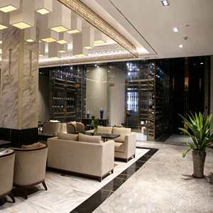 Cave à <span class=keywords><strong>vin</strong></span> moderne écologique en verre pour hall d'hôtel de luxe, étagère à <span class=keywords><strong>vin</strong></span> décorative en acier inoxydable doré de Foshan - Product Image 6