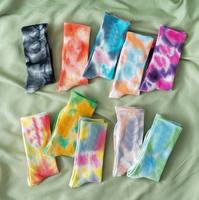 Yili Vente en gros Personnalisé Tie Dye Chaussettes Compression Tie Dye Chaussettes en coton Street Crew Tie Dye Chaussettes de sport