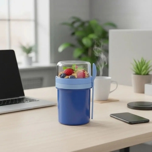 Gobelets portables en plastique à double couche scellés <span class=keywords><strong>pour</strong></span> petit-déjeuner, fruits, <span class=keywords><strong>milkshake</strong></span>, salades, yaourts, flocons d'avoine instantanés avec cuillère - Product Image 5