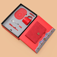 Neue Vintage Geschenksets aus China mit individuellem Wärmebecher, Notizbuch aus Leder mit geprägtem Logo und Metallstift im Geschenkkarton für Firmenpräsente