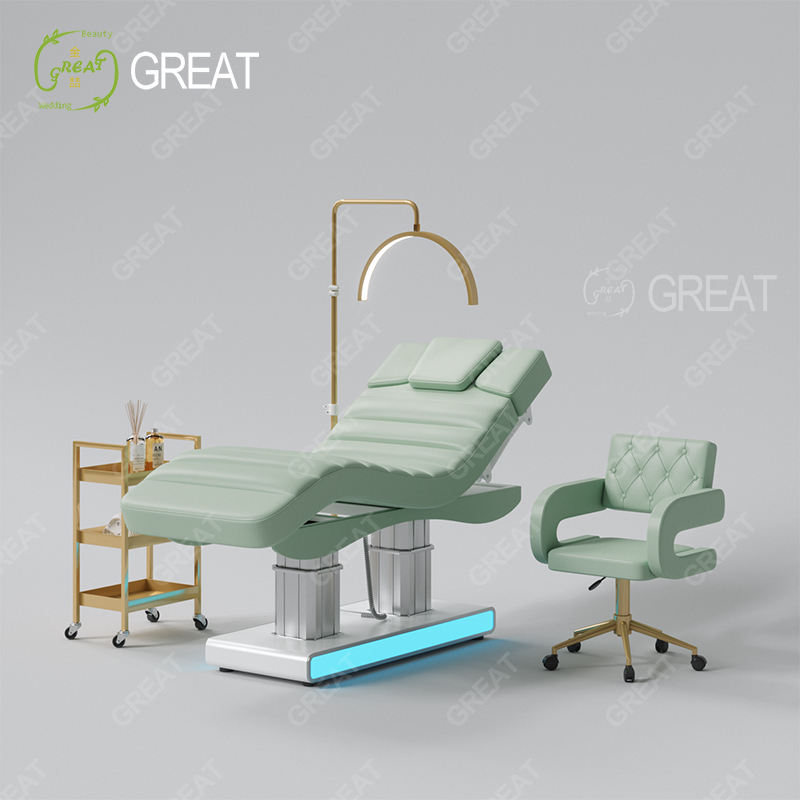 สีเขียวอ่อน