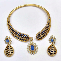 Parure de bijoux ethniques plaqués or avec rubis, collier et boucles d'oreilles en filigrane, accessoires de mode étincelants pour femmes, pour mariage et soirée