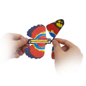 Magic Butterfly Fliegen aus dem Buch Gummiband Powered Wind Up Butterfly Toy für Kinder