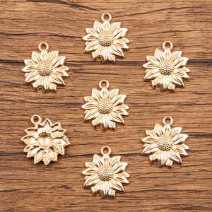 Vente en gros de pendentifs en forme de tournesol en diamant de 19*22 mm, plaqués or 14 carats, en métal émaillé, accessoires pour la fabrication de bijoux - Product Image 4