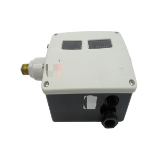 Controlador de Programación Plc 017-520366 140PSI - Product Image 1