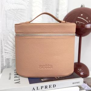 Large Capacity Light Brown <b>Cosmetic</b> <b>Bags</b> Zipper Closure PU <b>Travel</b> Makeup <b>Bag</b> Portable Brushes Storage <b>Bags</b> With Handle - Product Image 2