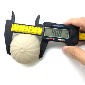 Dumpling anti-stress souple en forme de boulette blanche de 5 cm, à presser, avec garniture en poudre, pour soulager l'anxiété au bureau, cadeau pour enfants et adultes - Product Image 5