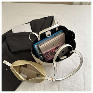 Nuova Borsa a Mano da Donna in Neoprene Morbido e Resistente, Grande Capacità, Vendita all'Ingrosso, Chiusura Aperta per Suocere - Product Image 6